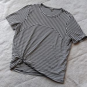 Knotted comfy flowy top